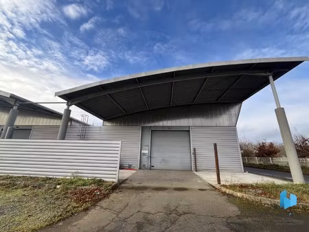 location local commercial