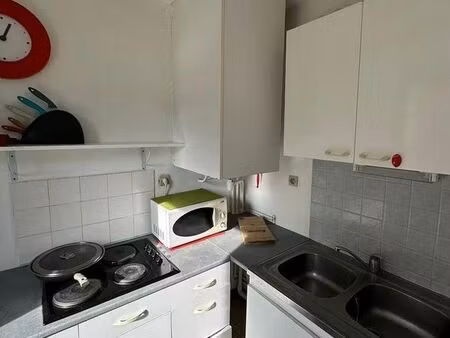 location appartement 2 pièces 33 m² à lille (59000)