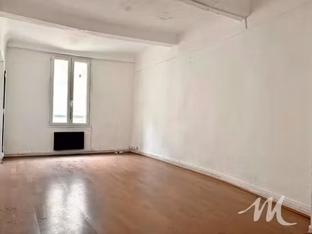 apaprtements dans maison de village