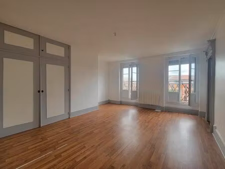 location bureau 6 pièces 117 m² à toulouse (31000)