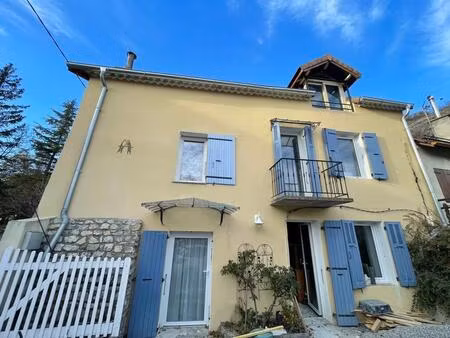 maison à vendre 3 pièces (05)