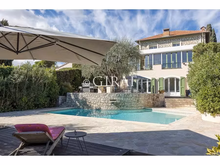 vente villa 6 pièces 220 m² à cagnes-sur-mer (06800)  1 290 000 €