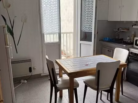 appartement à rénové à 20m de la plage