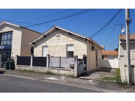 location appartement  m² t-2 à cenon  671 €