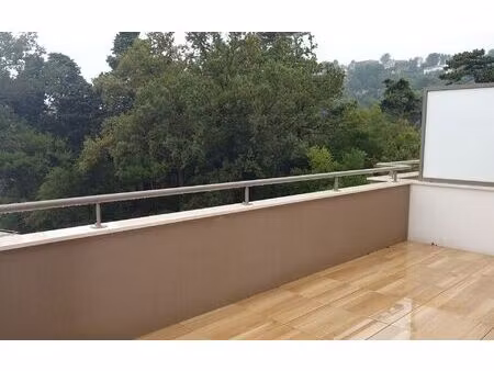 location appartement  m² t-2 à vedène  655 €