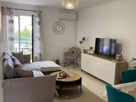 location meublée appartement 2 pièces 48 m² à saint-raphael (83700)  900 €