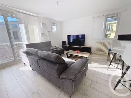 appartement f3 à louer - 3 pièces - 74 05 m2 - chamalieres - 63 - auvergne