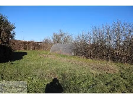 vente terrain 700 m² charnay-lès-mâcon (71850)