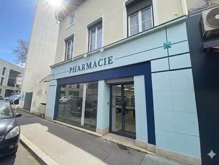 location commerce 80 m² à lyon 3 (69003)