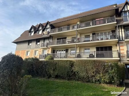 résidence de standing  à vendre t3 de 62 m2 au calme  balcon de 10m2 vue jardin