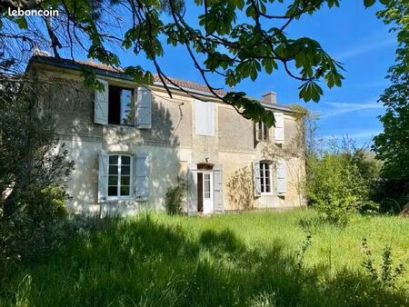 maison en pierre 160m2 à rénover