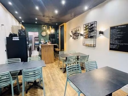 local commercial droit au bail 37 m2 la rochelle vieux port