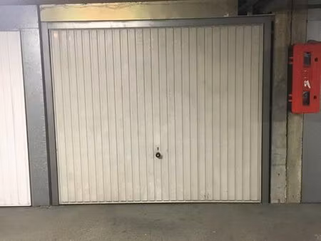 box à louer | emplacement parfait