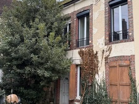 maison à rénover dans petite copropriété