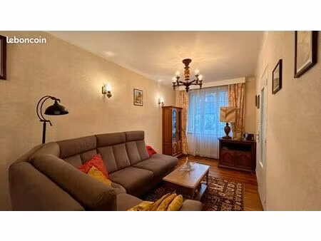 moulin 5 pièces 104 m²