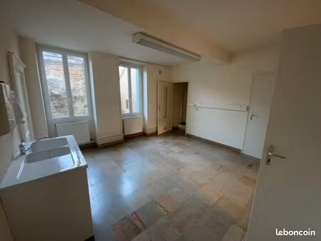 appartement 2 pièces 63 m²