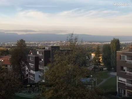 spacieux t2 meublé avec vue dégagée