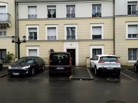 f2 50 40m² + parking et box