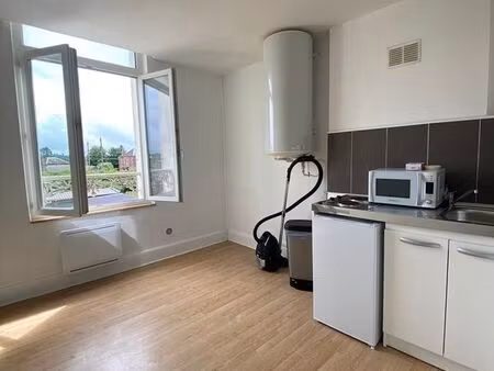 studio meublé à louer à fourmies