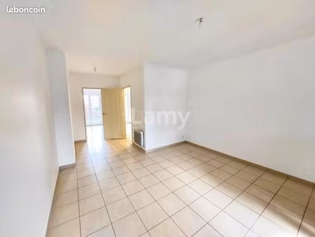 appartement 3 pièces 64 m²