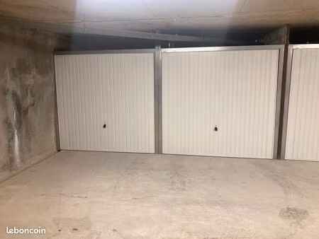 box garage double à louer cannes la bocca