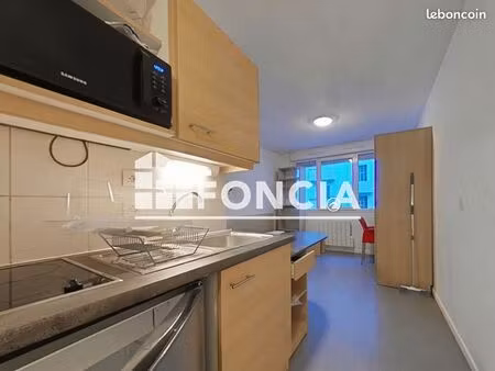 studio 1 pièce 18 m²