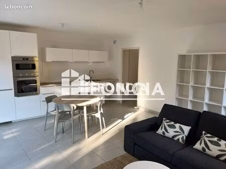 appartement 3 pièces 60 m²