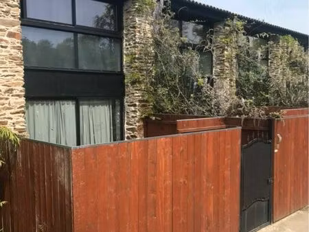 duplex charges comprises