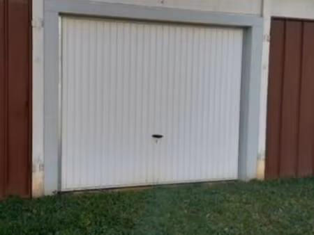 loue garage