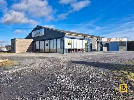 surface commerciale/salle de fête à jurbise