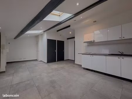 appartement 3 pièces 50 m²