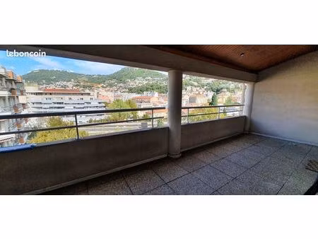 studio 1 pièce 20 m²