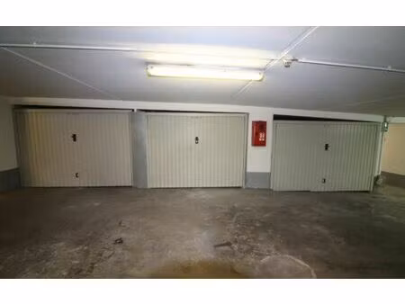 location stationnement  22.24 m² t- à nice  175 €