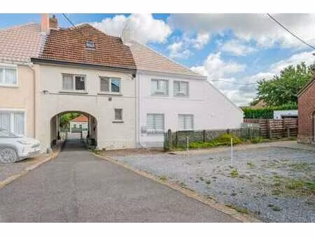 maison avec 3 chambres à lembeek