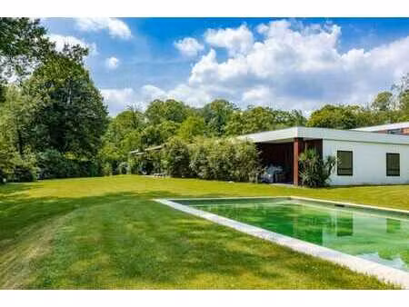 ohain -limite très intéressante propriété sur +/- 7 ha