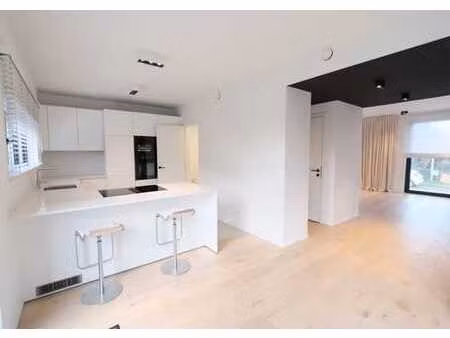 superbe maison de standing : lumineuse et spacieuse au calme