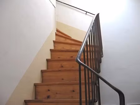 f2 mansarde partiellement meuble - quartier jardin lecoq