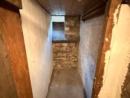 cave sécurisée à louer – 1 8 m² – châtillon (allée rené)