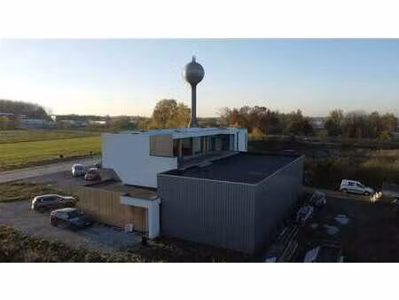 magnif.imm industriel/commercial + logement fonction.