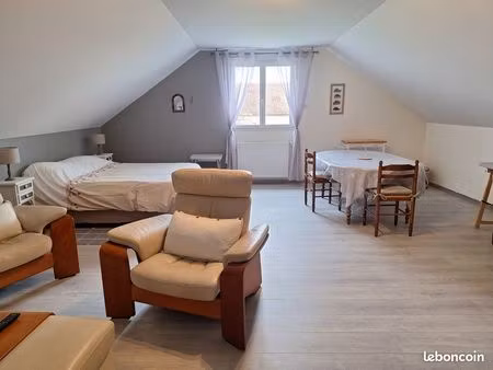 chambre meublée indépendante  pour 1 personne