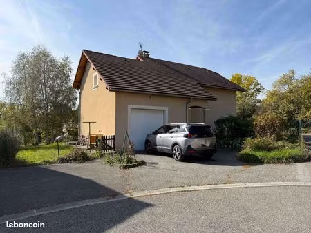 a louer maison de 120 m² 3 chambres et garage 1 100
