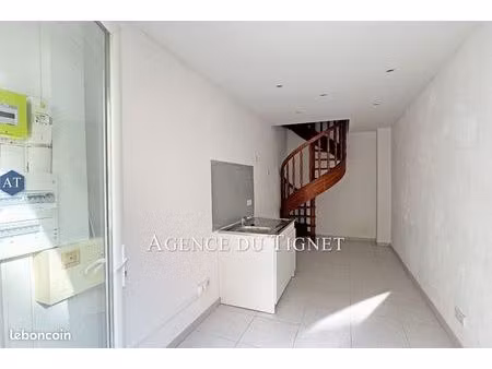 maison 2 pièces 19 m²