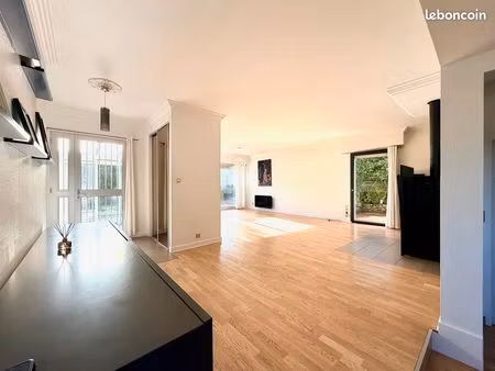 maison archi f 7 191m2