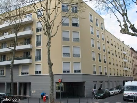 t4 83m² lyon 09