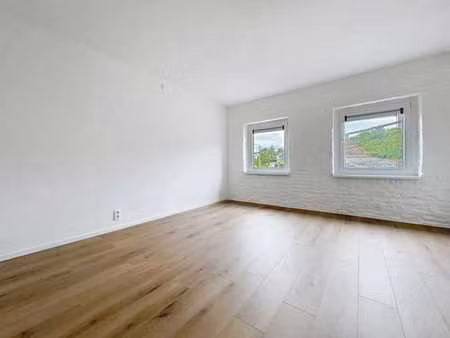 rare : maison 3 chambres avec jardin à finir selon vos goûts