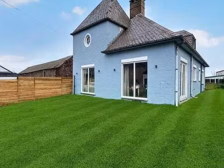 lumineuse villa de 177m2 habitables