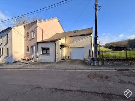 maison à renover + possibilité terrain à bâtir