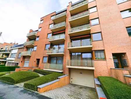 bel appartement 111 m² avec terrasse à louer