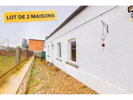 lot de 2 maisons avec jardin situées à leernes