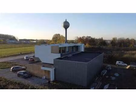 magnif.imm industriel/commercial + logement fonction.